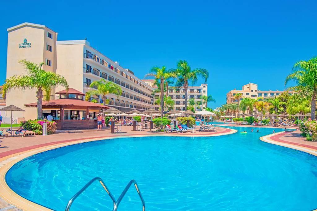 Tsokkos Gardens Hotel Protaras Exterior photo